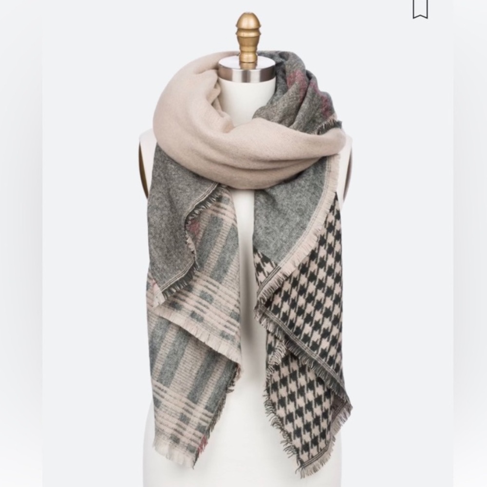Look by M Blanket Scarf